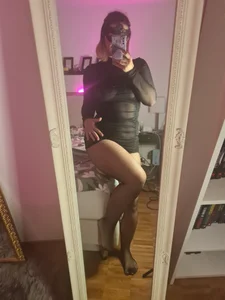 AdrianaRealnHot Public Immagine  8