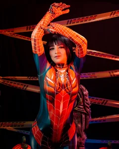 Darcy_baker Public Bilde 4