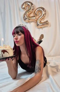 laurem-paulette My Birthday Month😏🎊🎊🍾🍾🍻 صورة واحدة|laurem-paulette My Birthday Month😏🎊🎊🍾🍾🍻 صورتان|laurem-paulette My Birthday Month😏🎊🎊🍾🍾🍻  2 صور|laurem-paulette My Birthday Month😏🎊🎊🍾🍾🍻  2 صورة