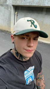 AlanRose01 Public 사진 2