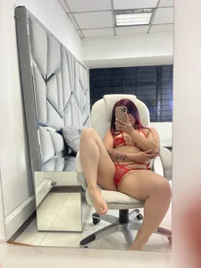 IssysLeBlanc Public зображення 2