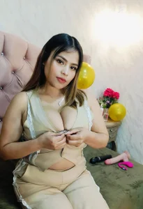 moniquehicksBig tits Monique图片 3