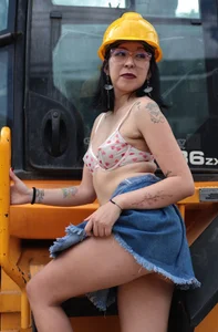 COME AND WORK HARD de Abigailladyy  6 Imagens