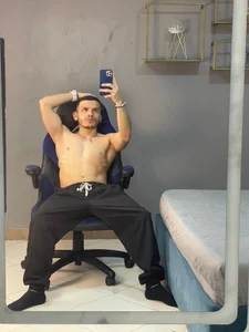 liam_es Off the rules 🔥 صورة واحدة|liam_es Off the rules 🔥 صورتان|liam_es Off the rules 🔥  صور|liam_es Off the rules 🔥  صورة