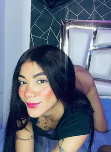 SophieBatory Public Pic 5