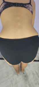 Curvy_Kavya Public Pic 2