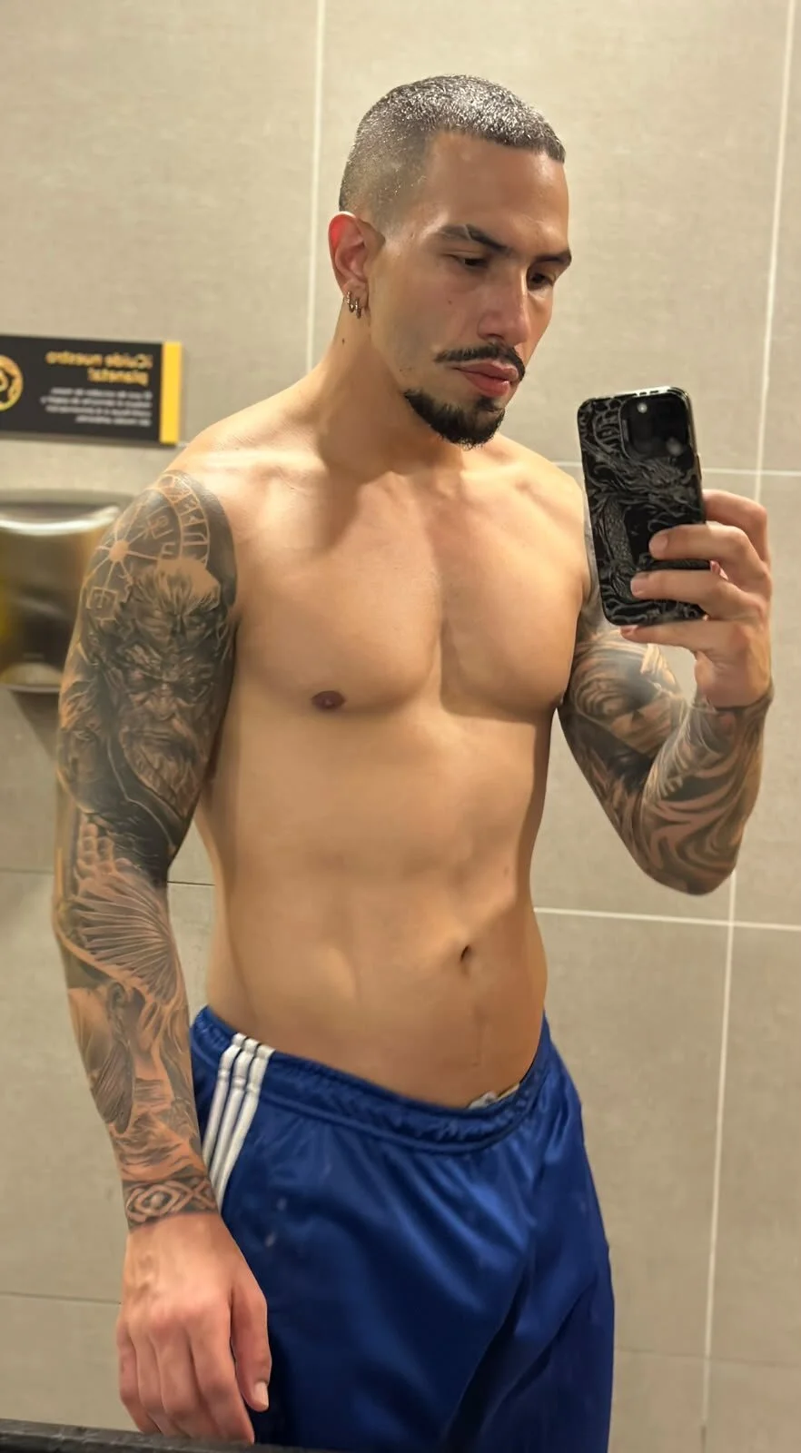 %{count, plural, one {תמונה טרנדית של Matt_Ferrer} two {שתי תמונות טרנדיות של Matt_Ferrer} many { 8083 תמונות טרנדיות של Matt_Ferrer} other { 8083 תמונות טרנדיות של Matt_Ferrer}}