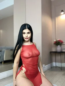 Kimberlly_Bell I see red😈 Foto 2