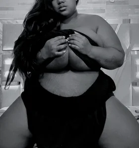 RenataFoxter A secret… just for you Pic