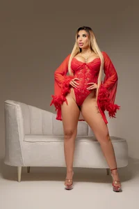 SophiePalmer Shadows and lust Pic