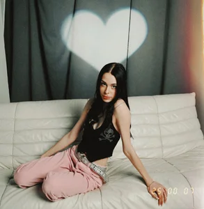 ariel_is_on_vacation Public Pic 5