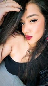 Lia_Rose69 Public Pic 3