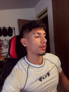 Aaronfox_x your sexy boy Pic
