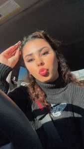 Public de daniella_monroe  3 photos