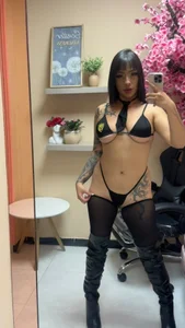 janetteJones_ Do you like my boots? Pic 2