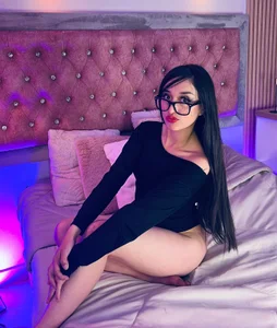 Shy_Cherry_ Public Bilde 8