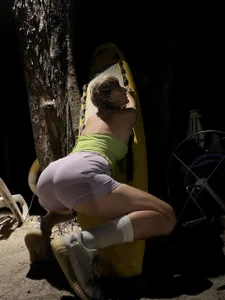 Ariana_Spring life  3. fénykép