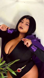 RAVEN 😈✨ de Kenya--Buhle  7 Imagens