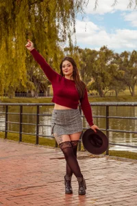 nahomi_sweett Let's live this autumn together🍁 Pic 3