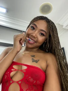 AngelaRoberts: sexy red🙈🥰 ( 4 ф ото)