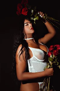 ChannelssDiirty San Valentin❤️  7টি ছবি