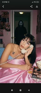 Kisses_Sophia Public Immagine  6