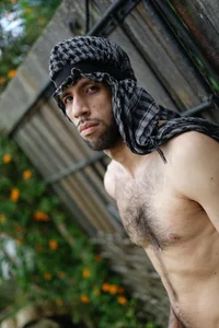 Karim_mansur Arab man Pic 6