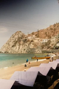 AliceShazaham_ ILUV TRAVEL Pic 3