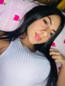 miluwatson My sweet face 🫣 Pic 3