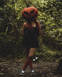 aleszia_rouse HAPPY HALLOWEEN Poză 7