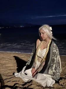 LuxureMia Public 사진 2