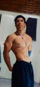 ethan_noir Some Poses Foto 2