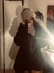 Soy_Aria Public Pic 2