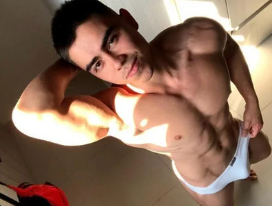 Zdjęcia Mateo_Strong1 Public: 