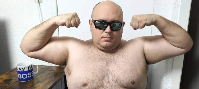 BigromeoXXBig arms图片