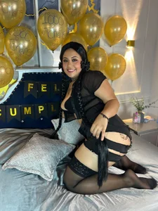 Victoria_Drew_ B-Day Photoshot 📸 Pic 8