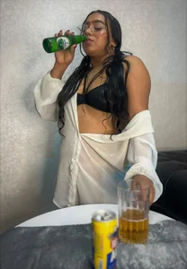 brithanycampbell Let's celebrate with a little of my beer Pic