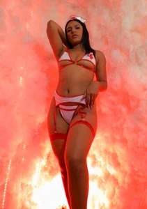 NicolleeEvanss this is halloween Immagine  2