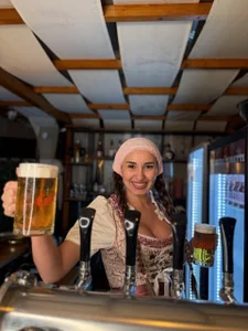 Melissande Another round? 🍻 Foto 3