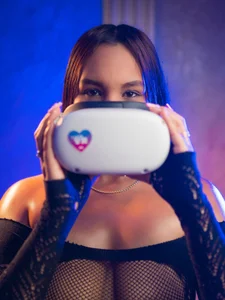 KatheBeket VR model Pic 7