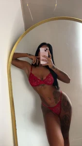 NicoleNadiaxoPublic图片 9