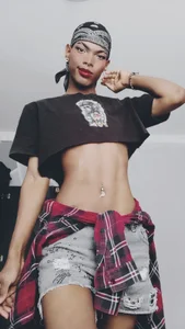 khler_Angelis Public Pic 4