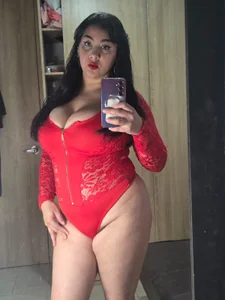 rosebigboobs 😈😈I want to get closer to you so badly that I don't know if I can hide it💦💦 Foto