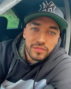 Dante_Blade Public صورة واحدة|Dante_Blade Public صورتان|Dante_Blade Public  3 صور|Dante_Blade Public  3 صورة