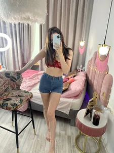 PalmLora's photo