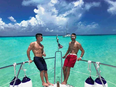 Crhis_N_Derek kullanıcısının Public albümü -  4 fotoğraf