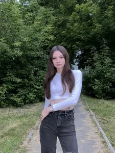 Alic_Fox Public Pic 9