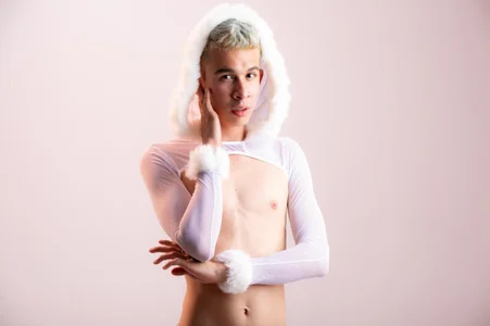 showing how tender I am in the photo session de Juaan_Diick  2 Imagens