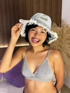 melaniie_moon Public Pic 4