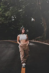 mia_catt05 Outside Pic